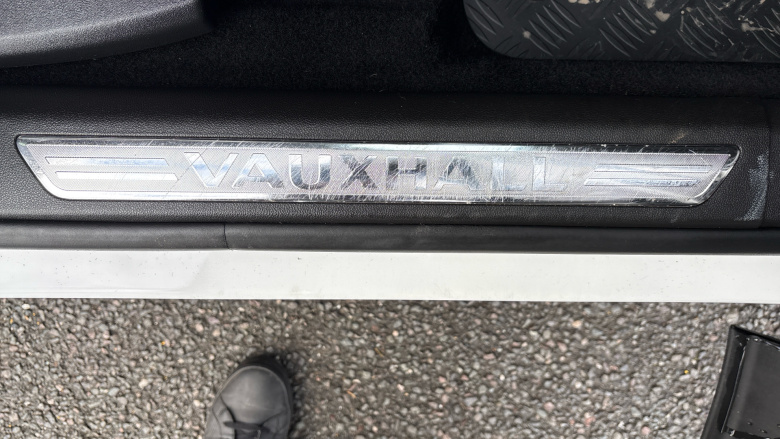 Vauxhall Grandland X 1.2 Turbo Tech Line Nav 5dr Petrol Hatchback